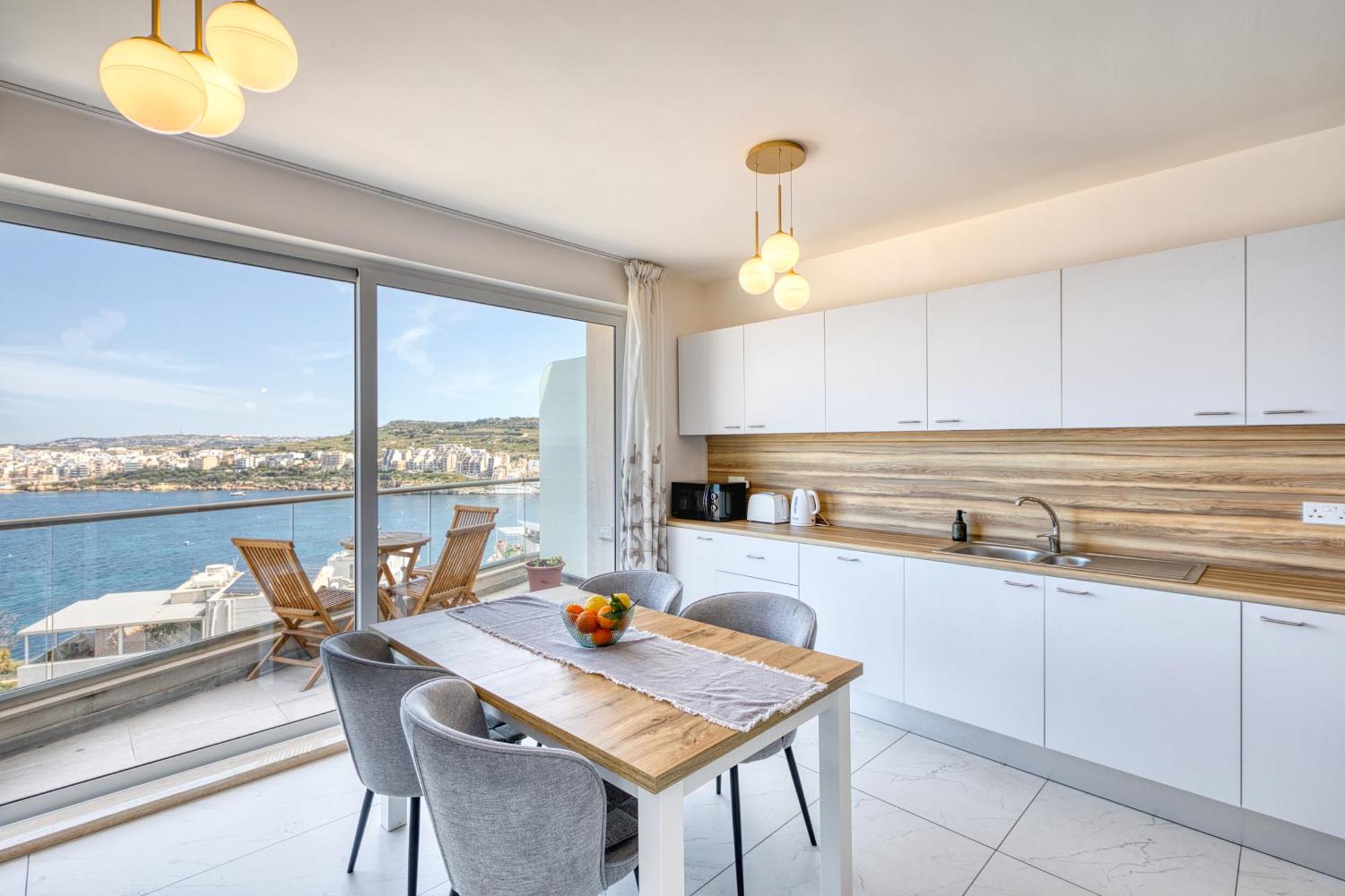 Blu Mar Sea View Apartments St. Paul's Bay Exteriör bild