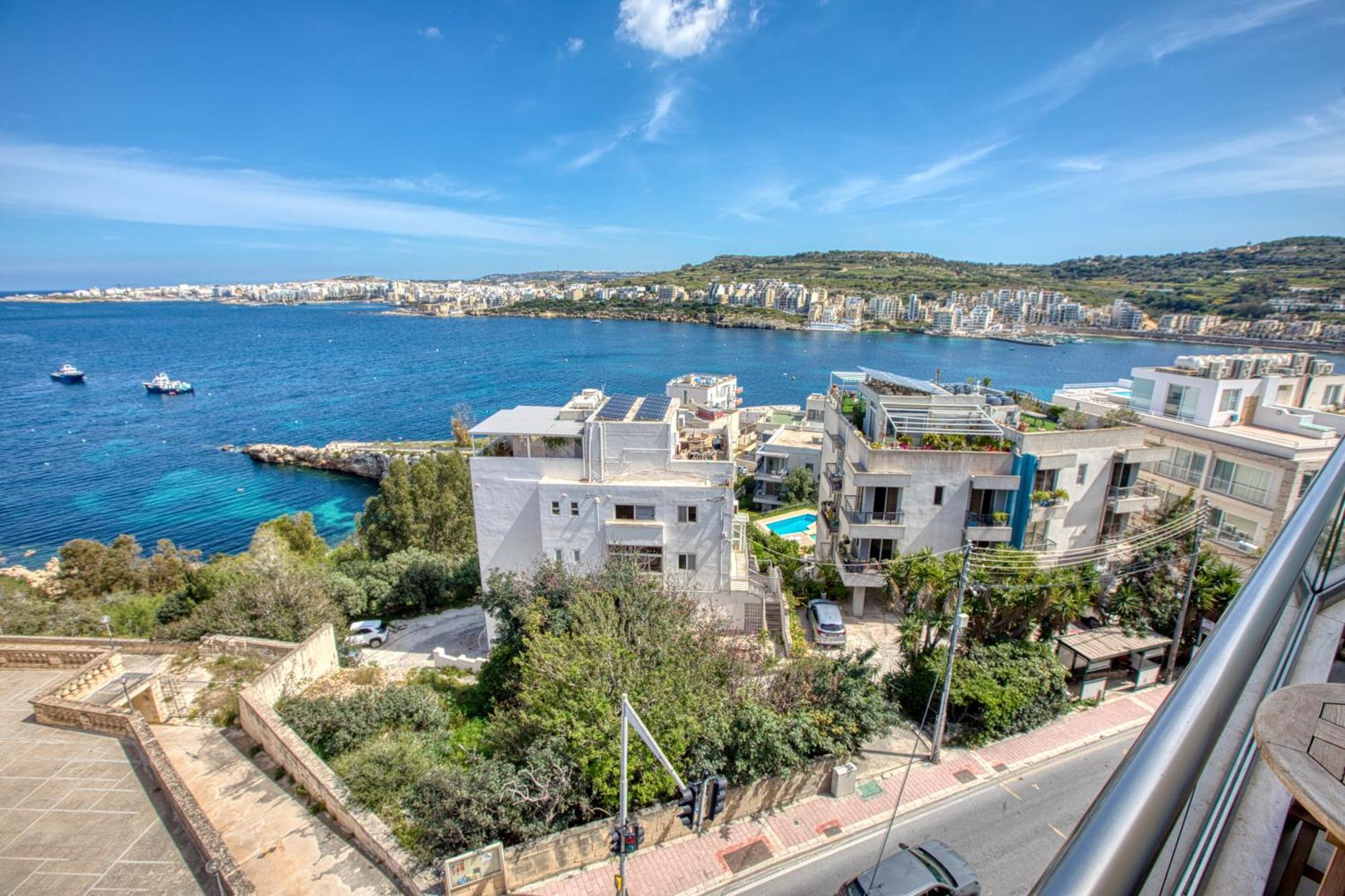 Blu Mar Sea View Apartments St. Paul's Bay Exteriör bild